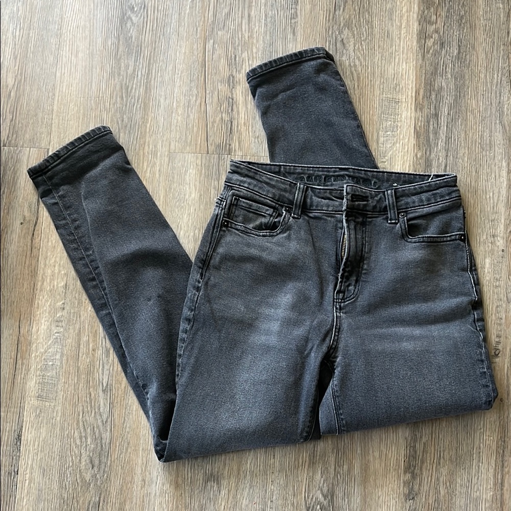 American Eagle Mom Jean
